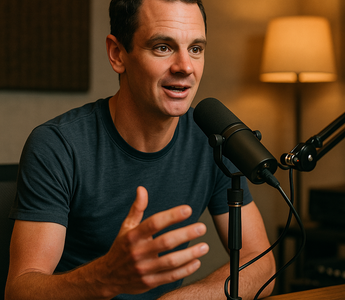 Cyclist Magazine Podcast: Alistair Brownlee – triathlon legend, gravel racing demon and sportsmanship superstar